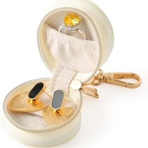 COOLYOUTH Travel Jewelry Holder Storage Ring Holder with Keychain Leather Mini Ring Case (White)
