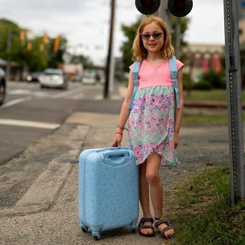 AI ACCESSORY INNOVATIONS Bluey Kids Luggage and Backpack Set - 18" Luggage Suitcase With Wheels, 13.75" Backpack - Image 4