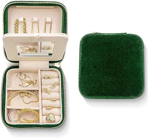 Benevolence LA Plush Velvet Jewelry Box | Travel Jewelry Case Organizer with Mirror | Featured in Oprah's Favorite Things | Best Gifts For Daughter, Girlfriend, Mom | Gifts For Her - Emerald